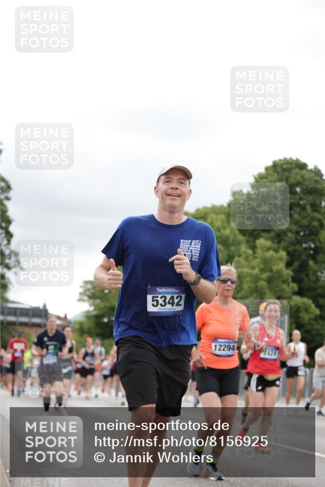 29.06.2025 - hella hamburg halbmarathon Jannik Wohlers http://msf.ph/oto/8156925 29.06.2025 11:01:14 Lombardsbrücke 1099, 1103, 1111, 1172, 1225, 1251, 1435, 1746, 2622, 2679, 3395, 3629, 3811, 4274, 4279, 5170, 5342, 5595, 5618, 6205, 6267, 6394, 6411, 6412, 7255, 7424, 8485, 8488, 8919, 9112, 9235, 9458, 10708, 11001, 11510, 11572, 11573, 11574, 11727, 12050, 12294, 12990, 13759, 14172, 14853, 14958, 15043, 15554, 15632, 15839, 15864, 17279, 17338, 17413, 17747, 18242, 19147, 19236 meine-sportfotos.de