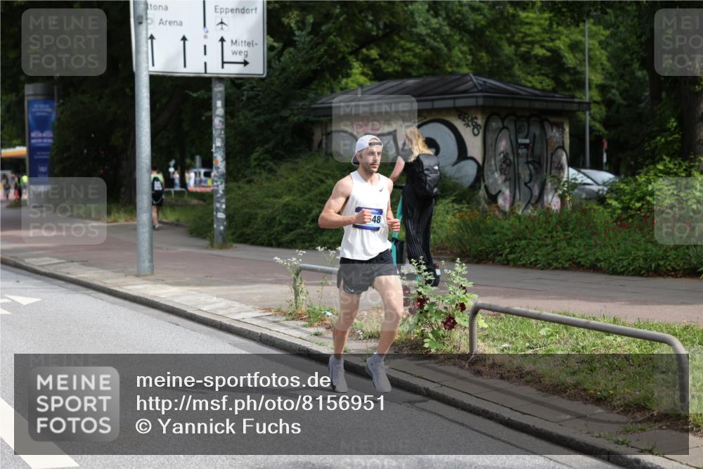29.06.2025 - hella hamburg halbmarathon Yannick Fuchs http://msf.ph/oto/8156951 29.06.2025 10:18:04 20KM 2618, 4128, 4571, 11624, 16548, 18693, 18897 meine-sportfotos.de