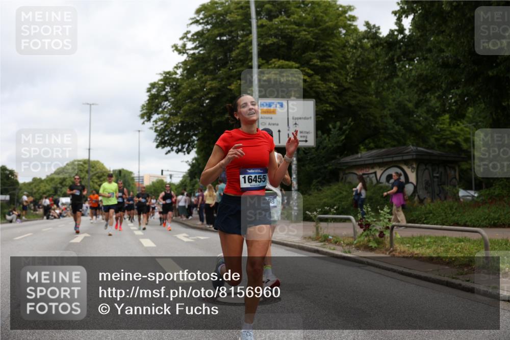 29.06.2025 - hella hamburg halbmarathon Yannick Fuchs http://msf.ph/oto/8156960 29.06.2025 10:58:41 20KM 1062, 1186, 1229, 1842, 2298, 2463, 2698, 3572, 3663, 5354, 5365, 6907, 6908, 7081, 7271, 7474, 8171, 8405, 9254, 9816, 9986, 10067, 10402, 10824, 10962, 11556, 11960, 12426, 12475, 12781, 12843, 13210, 14022, 14465, 14822, 15009, 16344, 16367, 16455, 16605, 16753, 16770, 16911, 17140, 17763, 17895, 18440, 18520, 18707, 18739 meine-sportfotos.de