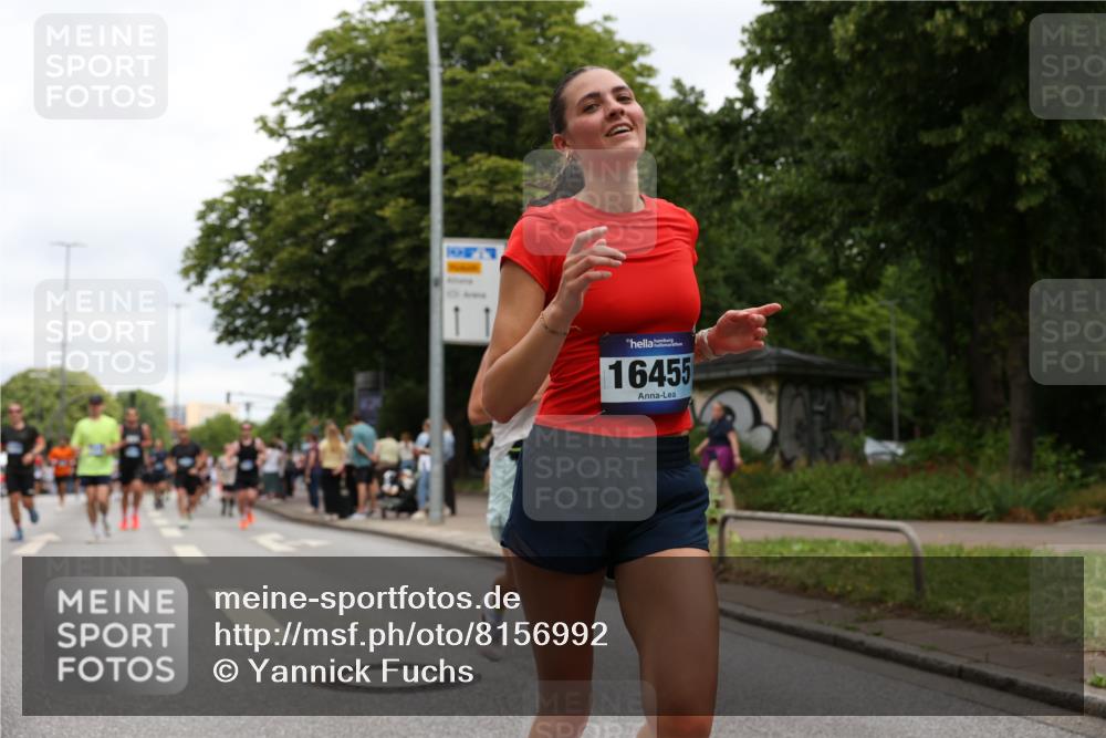29.06.2025 - hella hamburg halbmarathon Yannick Fuchs http://msf.ph/oto/8156992 29.06.2025 10:58:41 20KM 1062, 1186, 1229, 1842, 2298, 2463, 2698, 3572, 3663, 5354, 5365, 6907, 6908, 7081, 7271, 7474, 8171, 8405, 9254, 9816, 9986, 10067, 10402, 10824, 10962, 11556, 11960, 12426, 12475, 12781, 12843, 13210, 14022, 14465, 14822, 15009, 16344, 16367, 16455, 16605, 16753, 16770, 16911, 17140, 17763, 17895, 18440, 18520, 18707, 18739 meine-sportfotos.de