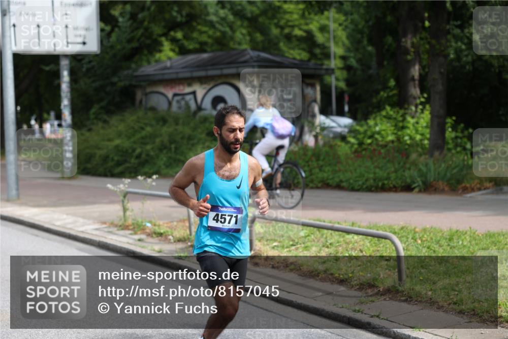 29.06.2025 - hella hamburg halbmarathon Yannick Fuchs http://msf.ph/oto/8157045 29.06.2025 10:18:07 20KM 35, 52, 2618, 4128, 4571, 11624, 16548, 18693, 18897 meine-sportfotos.de