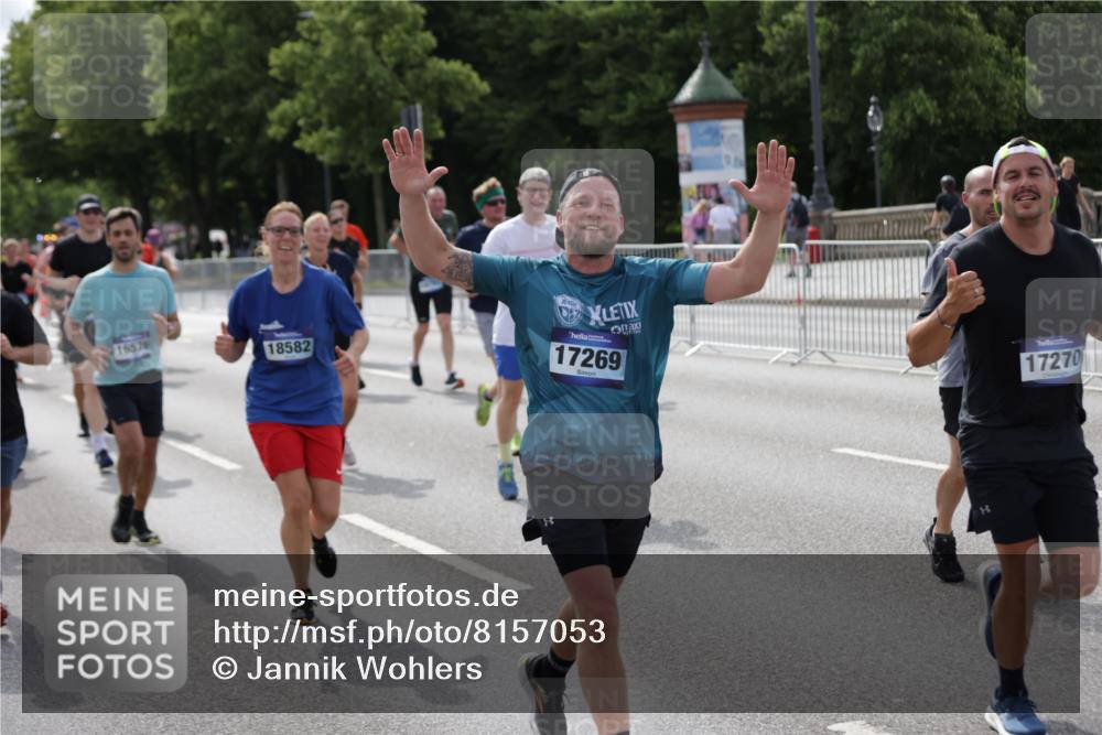 29.06.2025 - hella hamburg halbmarathon Jannik Wohlers http://msf.ph/oto/8157053 29.06.2025 10:17:23 Lombardsbrücke 1015, 1274, 1458, 1622, 1641, 1749, 1795, 2094, 2259, 2548, 3138, 3292, 4218, 5002, 5004, 5290, 5611, 5733, 6254, 6336, 6352, 7258, 7413, 8144, 8799, 9400, 9798, 9964, 10174, 10509, 10831, 11156, 11275, 11656, 11707, 11916, 12031, 12401, 12553, 12683, 13843, 14013, 14194, 14420, 14701, 14738, 14825, 15203, 15322, 15978, 16038, 16576, 16707, 17270, 17542, 17616, 19029 meine-sportfotos.de