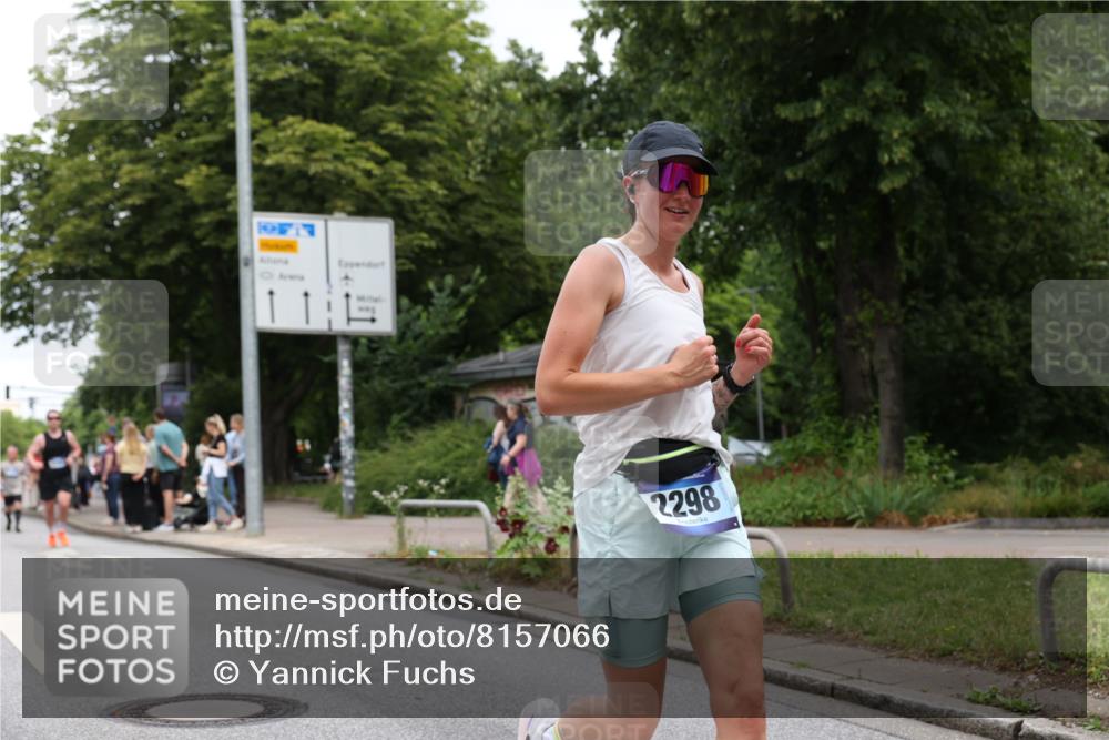 29.06.2025 - hella hamburg halbmarathon Yannick Fuchs http://msf.ph/oto/8157066 29.06.2025 10:58:42 20KM 1062, 1186, 1229, 1842, 2298, 2463, 2698, 3572, 3663, 5354, 5365, 6907, 6908, 7081, 7271, 7474, 8405, 9254, 9986, 10067, 10402, 10824, 10962, 11556, 12426, 12475, 12781, 12843, 13210, 14022, 14465, 15009, 16344, 16367, 16455, 16605, 16770, 16911, 17140, 17763, 17895, 18440, 18520, 18707 meine-sportfotos.de