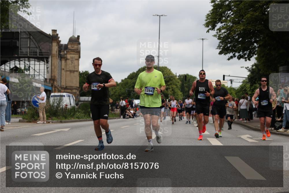 29.06.2025 - hella hamburg halbmarathon Yannick Fuchs http://msf.ph/oto/8157076 29.06.2025 10:58:43 20KM 1062, 1186, 1229, 1842, 2136, 2298, 2463, 2698, 3572, 3663, 5354, 5365, 6907, 6908, 7081, 7271, 7474, 8405, 9254, 9986, 10067, 10402, 10824, 10962, 11556, 12426, 12475, 12781, 12843, 13210, 14022, 14465, 15009, 16344, 16367, 16455, 16605, 16770, 16911, 17140, 17763, 17895, 18196, 18440, 18520, 18707 meine-sportfotos.de