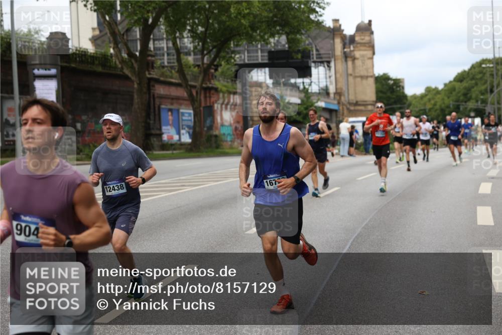 29.06.2025 - hella hamburg halbmarathon Yannick Fuchs http://msf.ph/oto/8157129 29.06.2025 10:38:25 20KM 1415, 1558, 2816, 3021, 3907, 4310, 4425, 4981, 4999, 5275, 5624, 5692, 6490, 6705, 6903, 6991, 7005, 8063, 8145, 8218, 8722, 8900, 9043, 9081, 9374, 9444, 9633, 9931, 10193, 10246, 10669, 10930, 11153, 11346, 11648, 12438, 12554, 12966, 13421, 13996, 14798, 14861, 15225, 15233, 15280, 15512, 15862, 16062, 16224, 16301, 16316, 16547, 16549, 16720, 16893, 17251, 17376, 17729, 17912, 18942 meine-sportfotos.de
