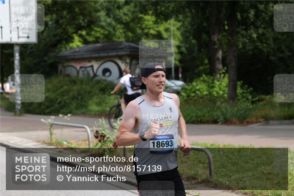 29.06.2025 - hella hamburg halbmarathon Yannick Fuchs http://msf.ph/oto/8157139 29.06.2025 10:18:09 20KM 35, 52, 2618, 4128, 4571, 7862, 11624, 16548, 18693, 18897 meine-sportfotos.de