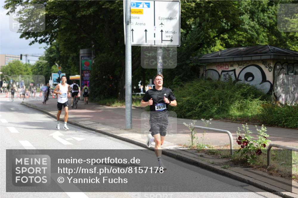 29.06.2025 - hella hamburg halbmarathon Yannick Fuchs http://msf.ph/oto/8157178 29.06.2025 10:18:13 20KM 35, 52, 2618, 4128, 7862, 11624, 18328, 18897, 18930 meine-sportfotos.de
