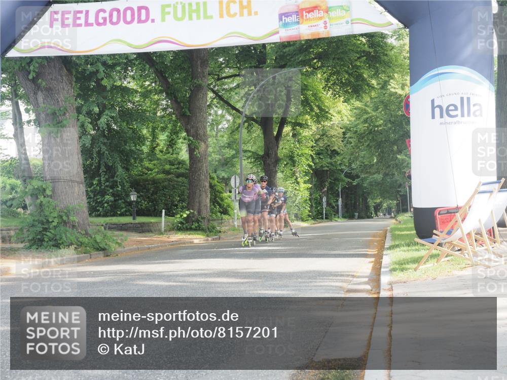 29.06.2025 - hella hamburg halbmarathon KatJ http://msf.ph/oto/8157201 29.06.2025 09:03:16 Zwischen KM18-KM19  meine-sportfotos.de