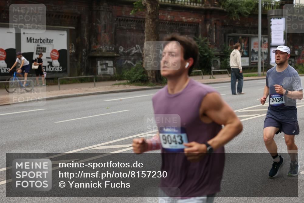 29.06.2025 - hella hamburg halbmarathon Yannick Fuchs http://msf.ph/oto/8157230 29.06.2025 10:38:26 20KM 1415, 1558, 2816, 3021, 3907, 4310, 4425, 4981, 4999, 5231, 5275, 5624, 5692, 6490, 6705, 6903, 6991, 7005, 8063, 8145, 8218, 8722, 8900, 9043, 9081, 9374, 9444, 9633, 9931, 10193, 10669, 10930, 11153, 11346, 12438, 12554, 12966, 13421, 13996, 14798, 14861, 15225, 15233, 15280, 15512, 15862, 16062, 16224, 16301, 16316, 16547, 16549, 16720, 16893, 17251, 17376, 17729, 17748, 17912, 18942 meine-sportfotos.de