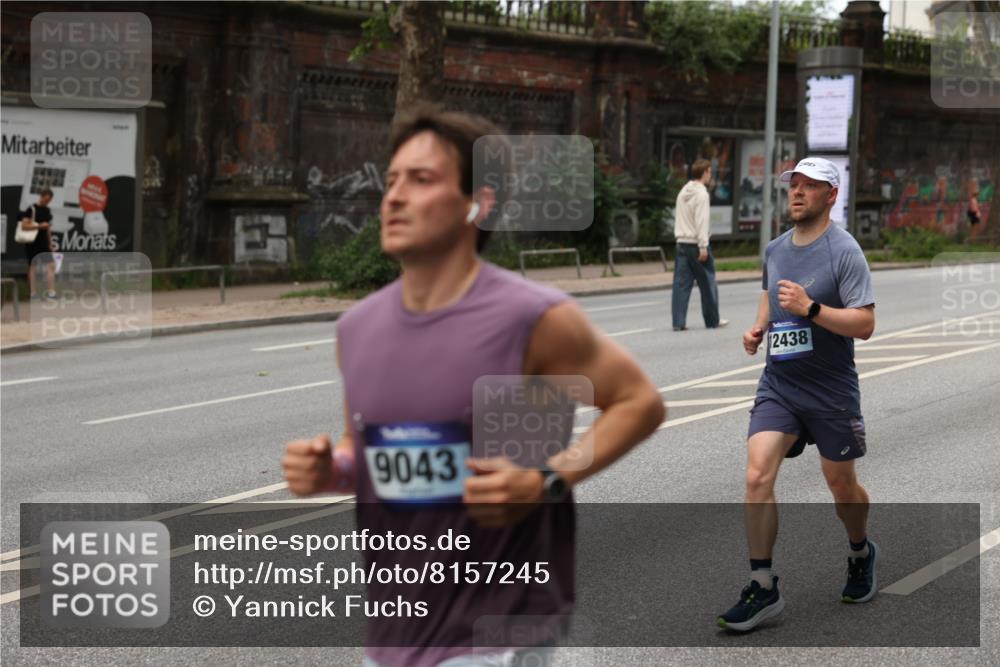29.06.2025 - hella hamburg halbmarathon Yannick Fuchs http://msf.ph/oto/8157245 29.06.2025 10:38:26 20KM 1415, 1558, 2816, 3021, 3907, 4310, 4425, 4981, 4999, 5231, 5275, 5624, 5692, 6490, 6705, 6903, 6991, 7005, 8063, 8145, 8218, 8722, 8900, 9043, 9081, 9374, 9444, 9633, 9931, 10193, 10669, 10930, 11153, 11346, 12438, 12554, 12966, 13421, 13996, 14798, 14861, 15225, 15233, 15280, 15512, 15862, 16062, 16224, 16301, 16316, 16547, 16549, 16720, 16893, 17251, 17376, 17729, 17748, 17912, 18942 meine-sportfotos.de