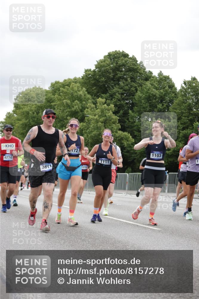 29.06.2025 - hella hamburg halbmarathon Jannik Wohlers http://msf.ph/oto/8157278 29.06.2025 11:01:22 Lombardsbrücke 1099, 1103, 1111, 1172, 1251, 1652, 1660, 2622, 2679, 3811, 4274, 4279, 4639, 4910, 5342, 5595, 6205, 6267, 6756, 6823, 7424, 7440, 7885, 7974, 8485, 8919, 9112, 9336, 9458, 10708, 11174, 11572, 11573, 11574, 11727, 11860, 11944, 12050, 12294, 12990, 13027, 13028, 13452, 13785, 14172, 14853, 15043, 15554, 15632, 15864, 16844, 17279, 17338, 17431, 17518, 17519, 18411, 19236 meine-sportfotos.de