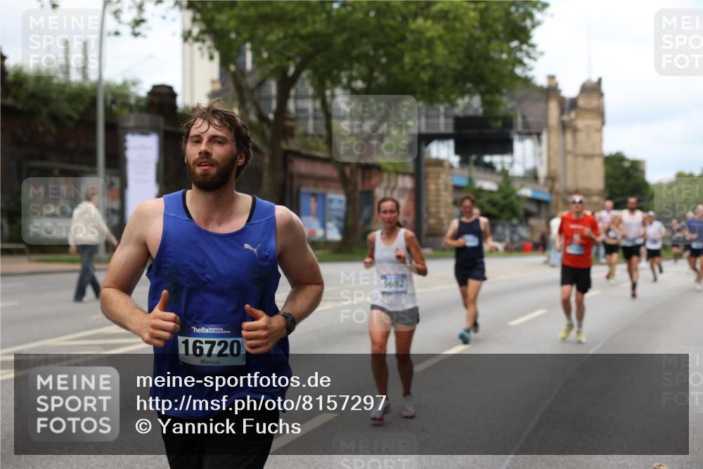 29.06.2025 - hella hamburg halbmarathon Yannick Fuchs http://msf.ph/oto/8157297 29.06.2025 10:38:26 20KM 1415, 1558, 2816, 3021, 3907, 4310, 4425, 4981, 4999, 5231, 5275, 5624, 5692, 6490, 6705, 6903, 6991, 7005, 8063, 8145, 8218, 8722, 8900, 9043, 9081, 9374, 9444, 9633, 9931, 10193, 10669, 10930, 11153, 11346, 12438, 12554, 12966, 13421, 13996, 14798, 14861, 15225, 15233, 15280, 15512, 15862, 16062, 16224, 16301, 16316, 16547, 16549, 16720, 16893, 17251, 17376, 17729, 17748, 17912, 18942 meine-sportfotos.de