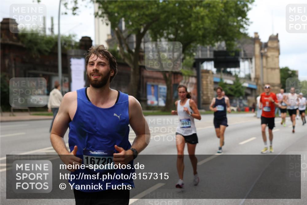 29.06.2025 - hella hamburg halbmarathon Yannick Fuchs http://msf.ph/oto/8157315 29.06.2025 10:38:26 20KM 1415, 1558, 2816, 3021, 3907, 4310, 4425, 4981, 4999, 5231, 5275, 5624, 5692, 6490, 6705, 6903, 6991, 7005, 8063, 8145, 8218, 8722, 8900, 9043, 9081, 9374, 9444, 9633, 9931, 10193, 10669, 10930, 11153, 11346, 12438, 12554, 12966, 13421, 13996, 14798, 14861, 15225, 15233, 15280, 15512, 15862, 16062, 16224, 16301, 16316, 16547, 16549, 16720, 16893, 17251, 17376, 17729, 17748, 17912, 18942 meine-sportfotos.de