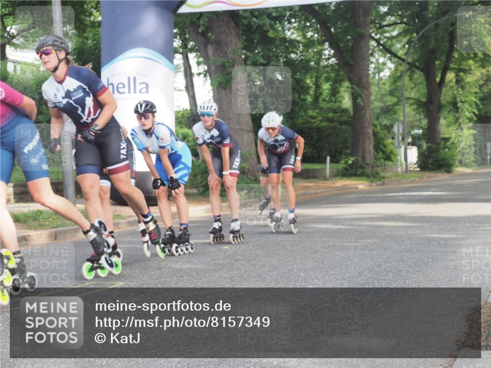 29.06.2025 - hella hamburg halbmarathon KatJ http://msf.ph/oto/8157349 29.06.2025 09:03:18 Zwischen KM18-KM19  meine-sportfotos.de