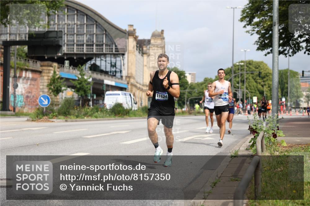 29.06.2025 - hella hamburg halbmarathon Yannick Fuchs http://msf.ph/oto/8157350 29.06.2025 10:18:26 20KM 35, 52, 4128, 7862, 9151, 11624, 17771, 18328, 18930 meine-sportfotos.de