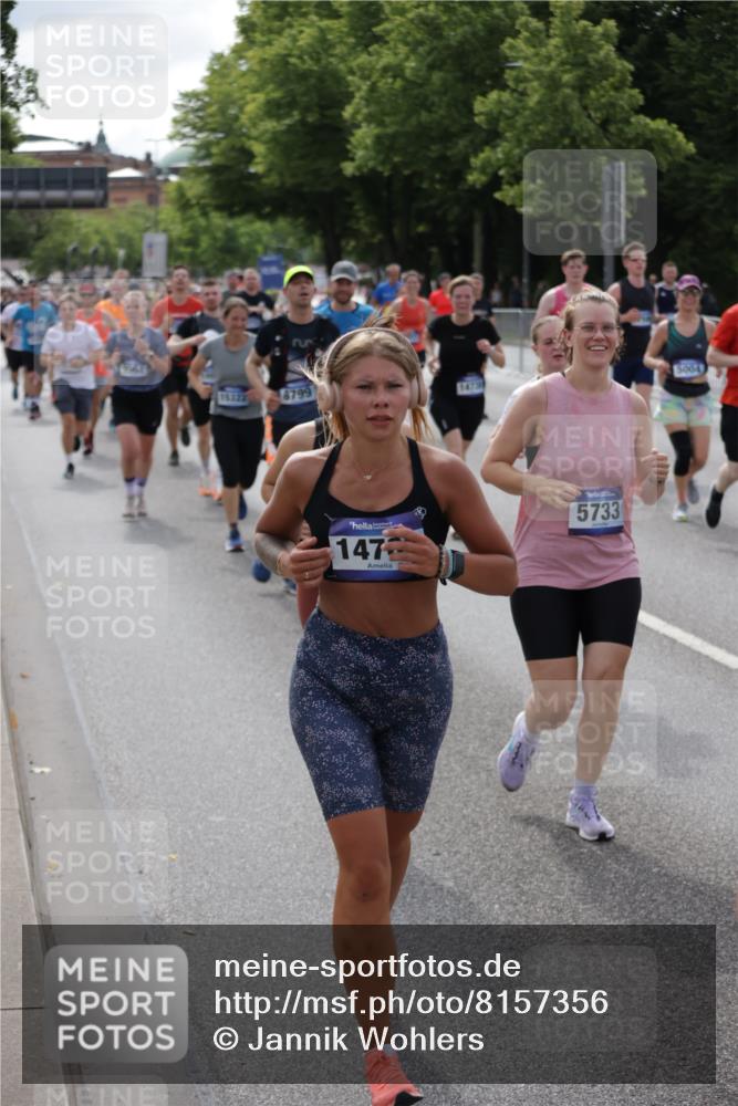 29.06.2025 - hella hamburg halbmarathon Jannik Wohlers http://msf.ph/oto/8157356 29.06.2025 10:17:28 Lombardsbrücke 1015, 1159, 1160, 1274, 1458, 1622, 1641, 1749, 1795, 2094, 2548, 2931, 3138, 3292, 5002, 5004, 5290, 5611, 5733, 7094, 7641, 7649, 8128, 8144, 8607, 8799, 9400, 9717, 9734, 9798, 9964, 10174, 10332, 10509, 10831, 11156, 11275, 11656, 11916, 12401, 12553, 12598, 12683, 12752, 13681, 13843, 14013, 14420, 14496, 14701, 14738, 14795, 14825, 15203, 15322, 15978, 16038, 16576, 16644, 16707, 16792, 17270, 17542, 17616 meine-sportfotos.de