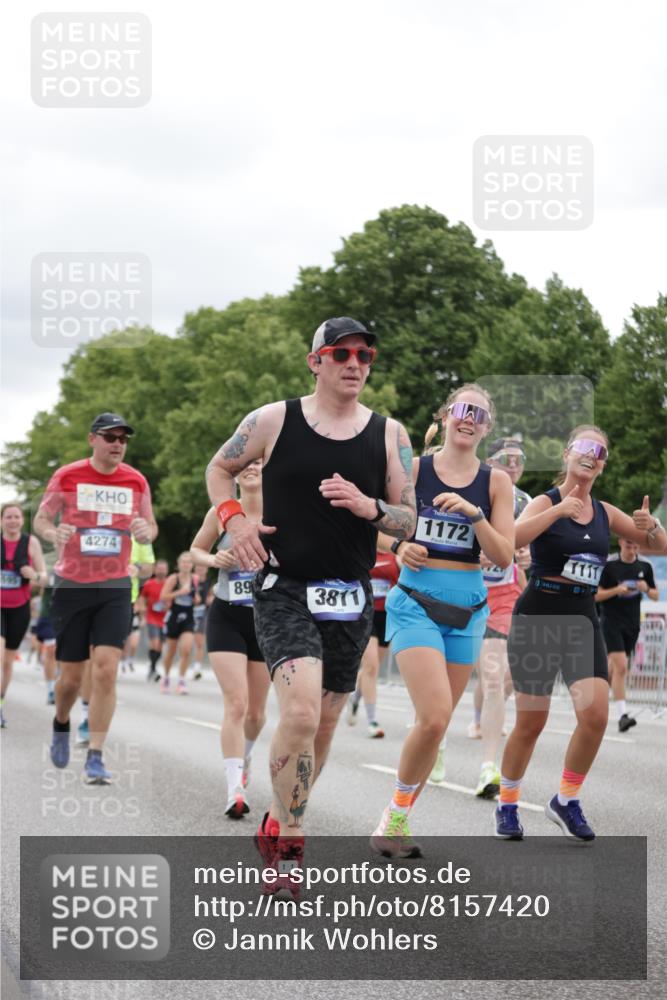 29.06.2025 - hella hamburg halbmarathon Jannik Wohlers http://msf.ph/oto/8157420 29.06.2025 11:01:23 Lombardsbrücke 1099, 1103, 1111, 1172, 1251, 1652, 1660, 2622, 2679, 3501, 3799, 3811, 3980, 4274, 4279, 4639, 4910, 5595, 6205, 6267, 6276, 6756, 6823, 7264, 7424, 7440, 7885, 7974, 8485, 8919, 9112, 9336, 10708, 11174, 11572, 11573, 11574, 11727, 11860, 11944, 12050, 12294, 12990, 13027, 13028, 13452, 13785, 14172, 14853, 15043, 15632, 15864, 16844, 17431, 17518, 17519, 18345, 18411, 18649 meine-sportfotos.de