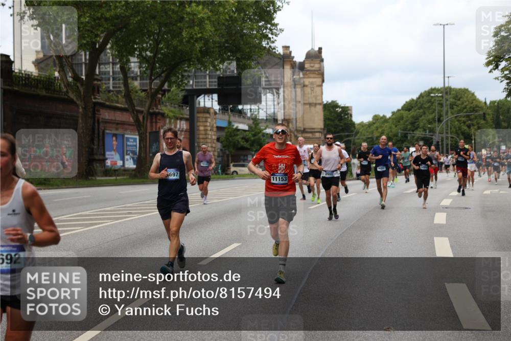 29.06.2025 - hella hamburg halbmarathon Yannick Fuchs http://msf.ph/oto/8157494 29.06.2025 10:38:28 20KM 1220, 1415, 1558, 2365, 2402, 2816, 3021, 3907, 4310, 4425, 4981, 4999, 5231, 5275, 5476, 5624, 5692, 6490, 6705, 6903, 6991, 7005, 7191, 8063, 8145, 8218, 8722, 8900, 9081, 9374, 9444, 9633, 10193, 10669, 10930, 11153, 11346, 11469, 12438, 12554, 12966, 13421, 13996, 14798, 14861, 15225, 15233, 15280, 15512, 15862, 16062, 16224, 16301, 16316, 16547, 16549, 16893, 17251, 17376, 17729, 17748, 17912, 18942 meine-sportfotos.de