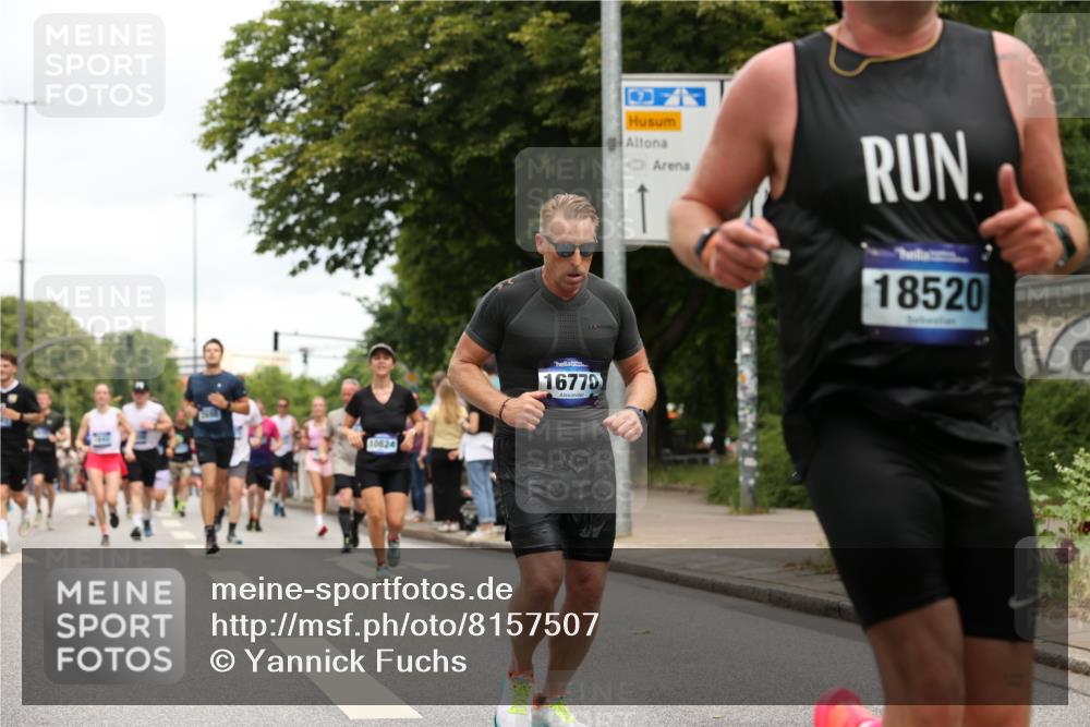 29.06.2025 - hella hamburg halbmarathon Yannick Fuchs http://msf.ph/oto/8157507 29.06.2025 10:58:47 20KM 1062, 1186, 1229, 1842, 2136, 2298, 2463, 2698, 3572, 3663, 3746, 5354, 5365, 6907, 6908, 7081, 7271, 7474, 8405, 9986, 10067, 10402, 10824, 10962, 11556, 12426, 12475, 12781, 12843, 13210, 14022, 14465, 15009, 16344, 16367, 16455, 16605, 16770, 16911, 17140, 17763, 17895, 18196, 18440, 18520, 18707, 18768 meine-sportfotos.de