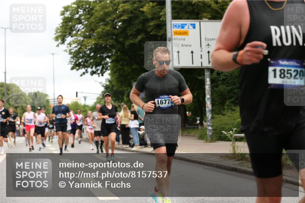 29.06.2025 - hella hamburg halbmarathon Yannick Fuchs http://msf.ph/oto/8157537 29.06.2025 10:58:47 20KM 1062, 1186, 1229, 1842, 2136, 2298, 2463, 2698, 3572, 3663, 3746, 5354, 5365, 6907, 6908, 7081, 7271, 7474, 8405, 9986, 10067, 10402, 10824, 10962, 11556, 12426, 12475, 12781, 12843, 13210, 14022, 14465, 15009, 16344, 16367, 16455, 16605, 16770, 16911, 17140, 17763, 17895, 18196, 18440, 18520, 18707, 18768 meine-sportfotos.de