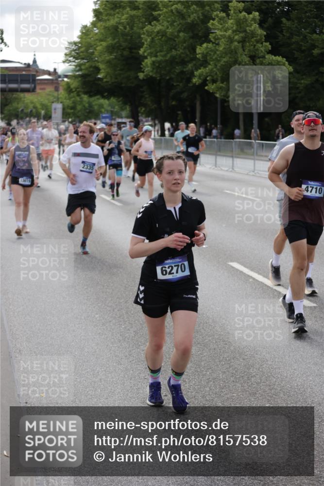 29.06.2025 - hella hamburg halbmarathon Jannik Wohlers http://msf.ph/oto/8157538 29.06.2025 10:17:54 Lombardsbrücke 1325, 1554, 1982, 2087, 2335, 2634, 3125, 3321, 3482, 3977, 4710, 4738, 4804, 5909, 6270, 6332, 8067, 9222, 9834, 9844, 10659, 10908, 10946, 11450, 11949, 12274, 12498, 12939, 13341, 13370, 13619, 13933, 14320, 14770, 15182, 15183, 15343, 15393, 16109, 16828, 16829, 16833, 17283, 17876, 18145, 18677, 18697, 18807, 18825 meine-sportfotos.de