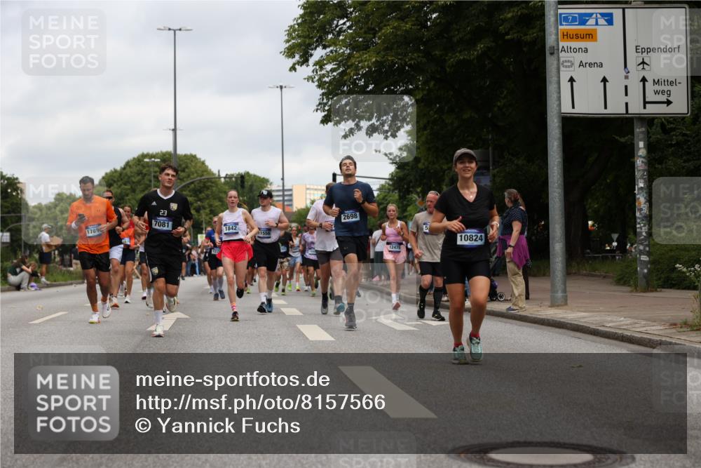 29.06.2025 - hella hamburg halbmarathon Yannick Fuchs http://msf.ph/oto/8157566 29.06.2025 10:58:48 20KM 1062, 1186, 1229, 1842, 2136, 2298, 2463, 2698, 3572, 3663, 3746, 5354, 5365, 6907, 6908, 7081, 7271, 8405, 9986, 10067, 10402, 10824, 10962, 11556, 12426, 12475, 12781, 12843, 13210, 14022, 14465, 15009, 16344, 16367, 16455, 16605, 16770, 16911, 17140, 17763, 17895, 18196, 18520, 18575, 18577, 18707, 18768 meine-sportfotos.de