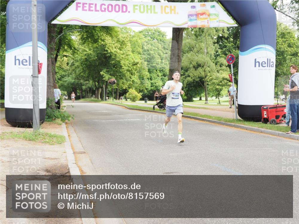 29.06.2025 - hella hamburg halbmarathon MichiJ http://msf.ph/oto/8157569 29.06.2025 10:07:56 Zwischen KM18-KM19  meine-sportfotos.de