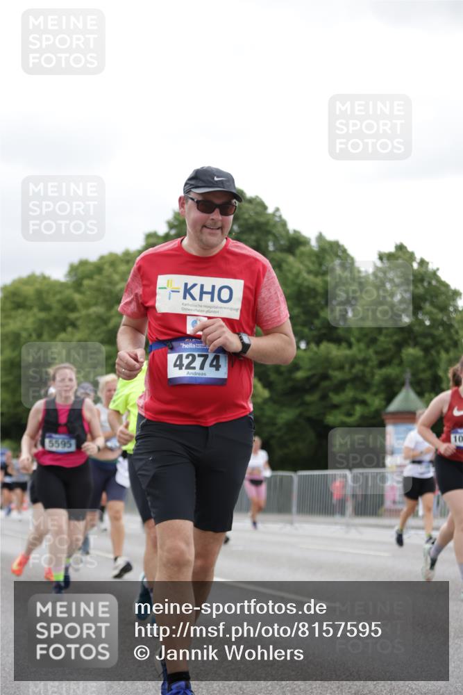 29.06.2025 - hella hamburg halbmarathon Jannik Wohlers http://msf.ph/oto/8157595 29.06.2025 11:01:25 Lombardsbrücke 1099, 1103, 1111, 1172, 1251, 1652, 1660, 2622, 2679, 3051, 3052, 3501, 3799, 3811, 3980, 4274, 4639, 4910, 5595, 6205, 6267, 6276, 6756, 6823, 7264, 7424, 7440, 7885, 7974, 8485, 8919, 9112, 9336, 10708, 11174, 11572, 11573, 11574, 11727, 11860, 11944, 12990, 13027, 13028, 13452, 13785, 14172, 14853, 15632, 15864, 16844, 17431, 17518, 17519, 18345, 18411, 18649 meine-sportfotos.de