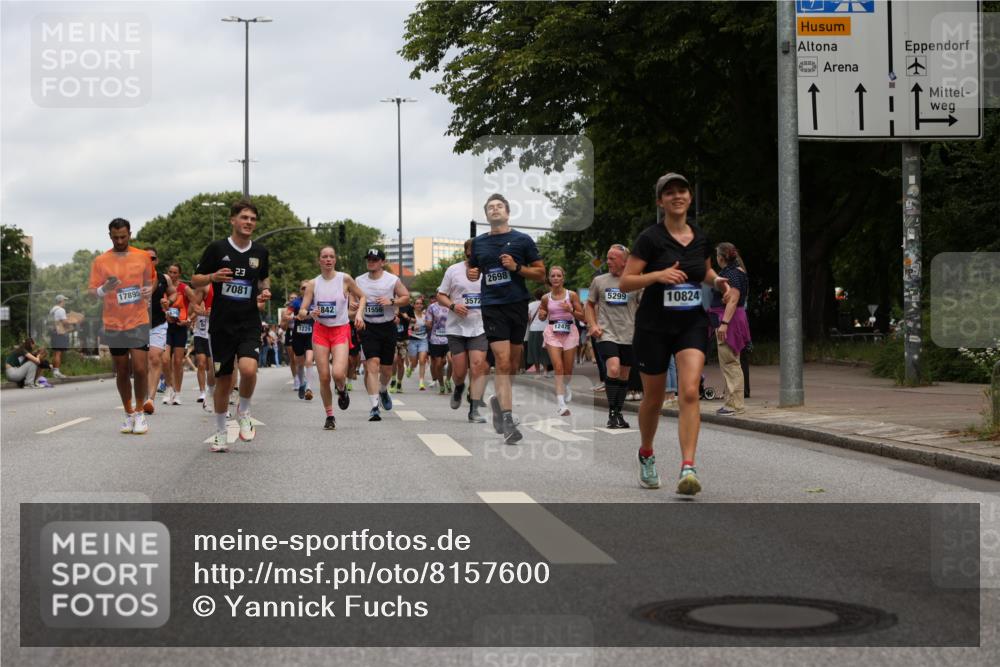 29.06.2025 - hella hamburg halbmarathon Yannick Fuchs http://msf.ph/oto/8157600 29.06.2025 10:58:49 20KM 1062, 1186, 1229, 1842, 2136, 2298, 2698, 3572, 3663, 3746, 5354, 5365, 6907, 6908, 7081, 7271, 8405, 9986, 10067, 10402, 10824, 10962, 11556, 12426, 12475, 12781, 12843, 13210, 14022, 14465, 15009, 16344, 16367, 16455, 16605, 16770, 16911, 17140, 17763, 17895, 18196, 18520, 18575, 18577, 18707, 18768 meine-sportfotos.de