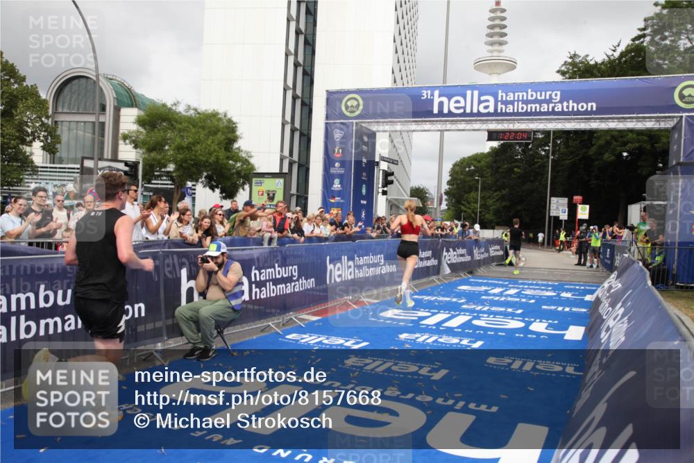 29.06.2025 - hella hamburg halbmarathon Michael Strokosch http://msf.ph/oto/8157668 29.06.2025 10:22:08 Ziel 13751, 16068, 17886, 18693 meine-sportfotos.de