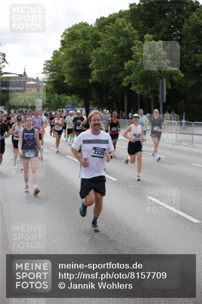 29.06.2025 - hella hamburg halbmarathon Jannik Wohlers http://msf.ph/oto/8157709 29.06.2025 10:17:55 Lombardsbrücke 1554, 1982, 2087, 2335, 2634, 3125, 3321, 3482, 4123, 4710, 4738, 4804, 5909, 6270, 6332, 7160, 8067, 9222, 9834, 9844, 10659, 10687, 10908, 10946, 11949, 12274, 12498, 12939, 13341, 13370, 13619, 13933, 14320, 14770, 15183, 15343, 15393, 16109, 16209, 16828, 16829, 16833, 17283, 17876, 18145, 18677, 18697, 18807, 18825 meine-sportfotos.de