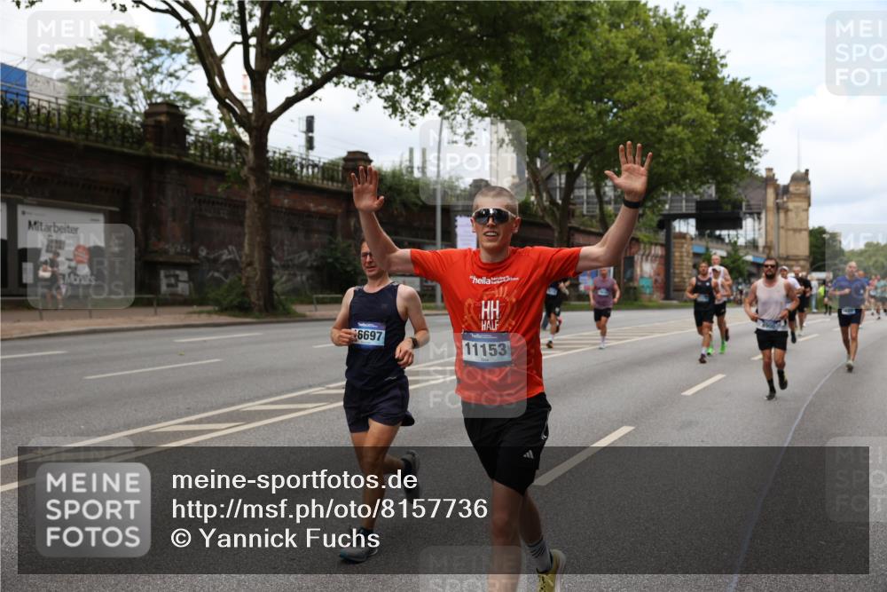 29.06.2025 - hella hamburg halbmarathon Yannick Fuchs http://msf.ph/oto/8157736 29.06.2025 10:38:30 20KM 1220, 1415, 1558, 1902, 2365, 2402, 2816, 3004, 3021, 3907, 4310, 4425, 4981, 4999, 5231, 5275, 5476, 5624, 5692, 6490, 6705, 6903, 6991, 7005, 7191, 8063, 8145, 8218, 8722, 8900, 9081, 9159, 9374, 9444, 9633, 10193, 10669, 10930, 11153, 11346, 11469, 12554, 12966, 13421, 13996, 14667, 14798, 14861, 15185, 15225, 15233, 15280, 15512, 15862, 16062, 16224, 16301, 16316, 16547, 16549, 16893, 17251, 17376, 17729, 17748, 17912, 18942 meine-sportfotos.de