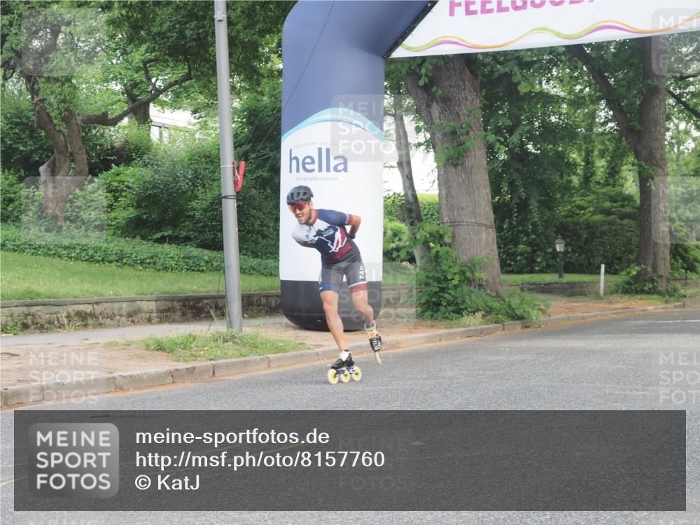 29.06.2025 - hella hamburg halbmarathon KatJ http://msf.ph/oto/8157760 29.06.2025 09:04:00 Zwischen KM18-KM19  meine-sportfotos.de