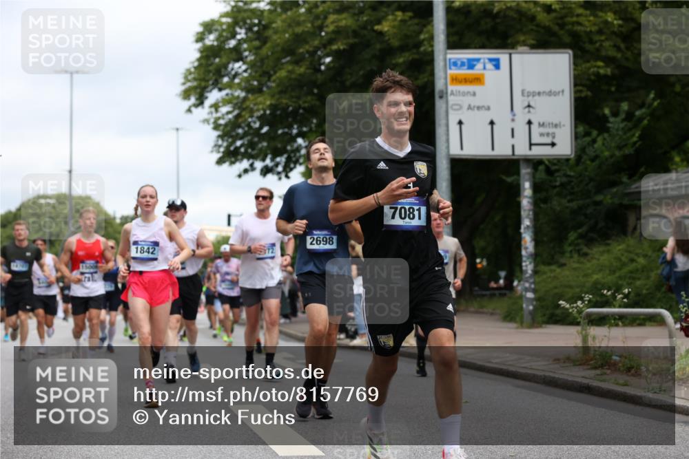 29.06.2025 - hella hamburg halbmarathon Yannick Fuchs http://msf.ph/oto/8157769 29.06.2025 10:58:51 20KM 1062, 1186, 1229, 1842, 2136, 2298, 2698, 3572, 3663, 3746, 4945, 5354, 5365, 6907, 6908, 7081, 7271, 8405, 9986, 10067, 10402, 10824, 10962, 11556, 12177, 12426, 12475, 12781, 12843, 13210, 13793, 14022, 14465, 15009, 16344, 16367, 16605, 16770, 16911, 17140, 17763, 17895, 18196, 18520, 18575, 18577, 18707, 18768 meine-sportfotos.de