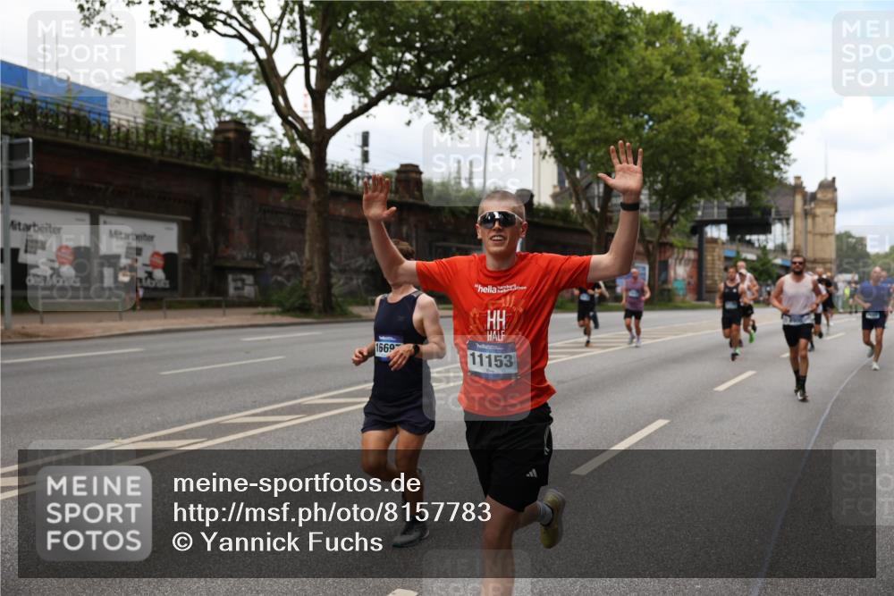 29.06.2025 - hella hamburg halbmarathon Yannick Fuchs http://msf.ph/oto/8157783 29.06.2025 10:38:30 20KM 1220, 1415, 1558, 1902, 2365, 2402, 2816, 3004, 3021, 3907, 4310, 4425, 4981, 4999, 5231, 5275, 5476, 5624, 5692, 6490, 6705, 6903, 6991, 7005, 7191, 8063, 8145, 8218, 8722, 8900, 9081, 9159, 9374, 9444, 9633, 10193, 10669, 10930, 11153, 11346, 11469, 12554, 12966, 13421, 13996, 14667, 14798, 14861, 15185, 15225, 15233, 15280, 15512, 15862, 16062, 16224, 16301, 16316, 16547, 16549, 16893, 17251, 17376, 17729, 17748, 17912, 18942 meine-sportfotos.de
