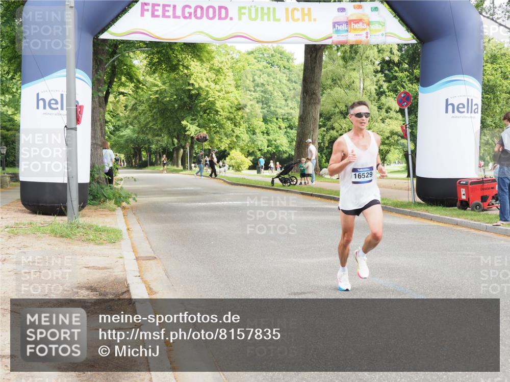 29.06.2025 - hella hamburg halbmarathon MichiJ http://msf.ph/oto/8157835 29.06.2025 10:08:08 Zwischen KM18-KM19  meine-sportfotos.de