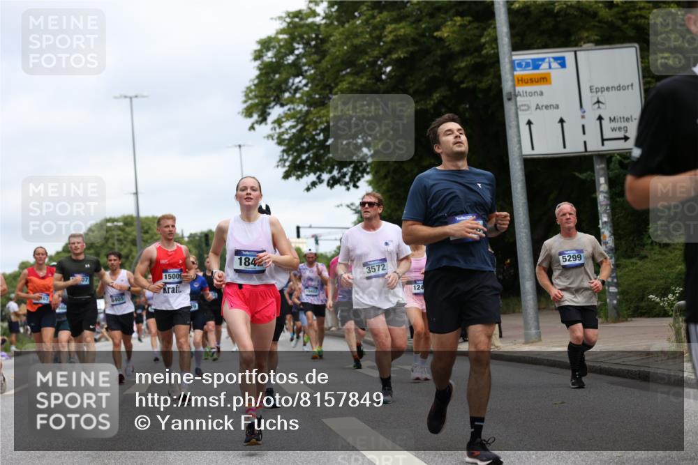 29.06.2025 - hella hamburg halbmarathon Yannick Fuchs http://msf.ph/oto/8157849 29.06.2025 10:58:51 20KM 1062, 1186, 1229, 1842, 2136, 2298, 2698, 3572, 3663, 3746, 4945, 5354, 5365, 6907, 6908, 7081, 7271, 8405, 9986, 10067, 10402, 10824, 10962, 11556, 12177, 12426, 12475, 12781, 12843, 13210, 13793, 14022, 14465, 15009, 16344, 16367, 16605, 16770, 16911, 17140, 17763, 17895, 18196, 18520, 18575, 18577, 18707, 18768 meine-sportfotos.de