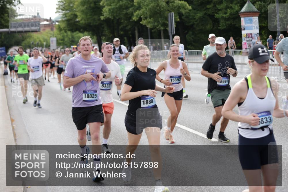 29.06.2025 - hella hamburg halbmarathon Jannik Wohlers http://msf.ph/oto/8157898 29.06.2025 10:18:01 Lombardsbrücke 1234, 1820, 2087, 2335, 2703, 3202, 3321, 3482, 4123, 4383, 4710, 4738, 5909, 6332, 6533, 7160, 7454, 8341, 9222, 9586, 9658, 9748, 9834, 10172, 10659, 10687, 12498, 12541, 12703, 12847, 13193, 13341, 13370, 13933, 14023, 14332, 14770, 15393, 16209, 16451, 16828, 16833, 17048, 17283, 17876, 18145, 18677, 18697, 18807, 18825 meine-sportfotos.de