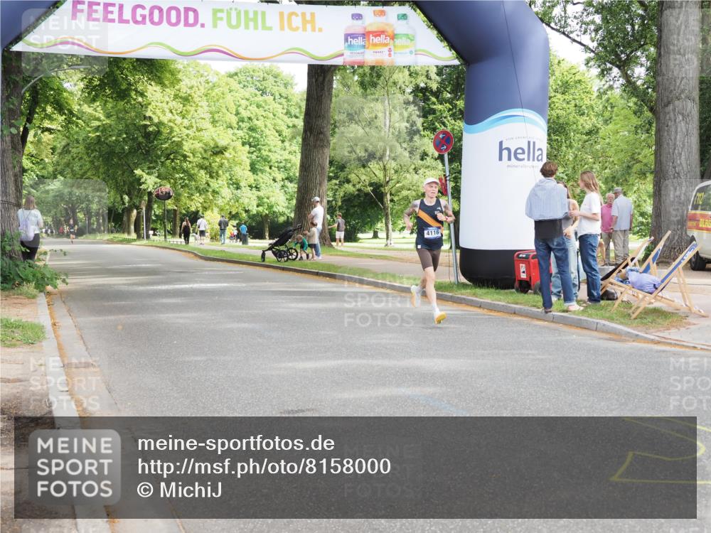 29.06.2025 - hella hamburg halbmarathon MichiJ http://msf.ph/oto/8158000 29.06.2025 10:08:22 Zwischen KM18-KM19 4116 meine-sportfotos.de