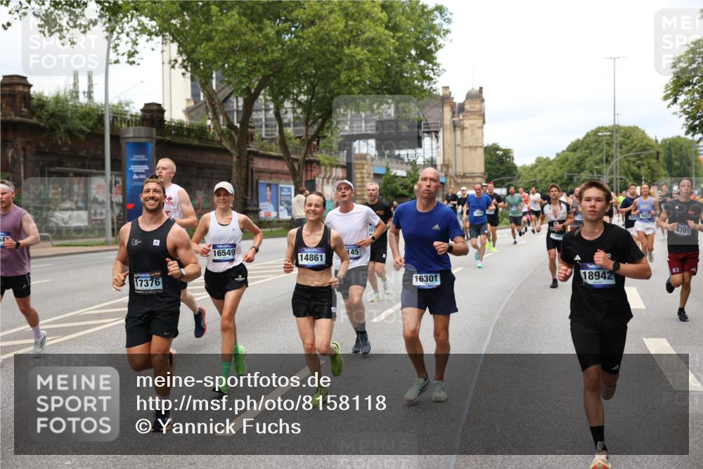 29.06.2025 - hella hamburg halbmarathon Yannick Fuchs http://msf.ph/oto/8158118 29.06.2025 10:38:33 20KM 1220, 1391, 1415, 1558, 1902, 2365, 2402, 2816, 3004, 3021, 3907, 4310, 4425, 4981, 4991, 4999, 5231, 5275, 5476, 5624, 5884, 6490, 6705, 6903, 6991, 7005, 7191, 7322, 8063, 8145, 8218, 8722, 8900, 9081, 9159, 9374, 9444, 9633, 10193, 10596, 10669, 10930, 11346, 11469, 12554, 12966, 13421, 13996, 14667, 14798, 14861, 15185, 15225, 15233, 15280, 15512, 15862, 16062, 16224, 16301, 16316, 16506, 16547, 16549, 16893, 17251, 17376, 17729, 17748, 17912, 18942 meine-sportfotos.de