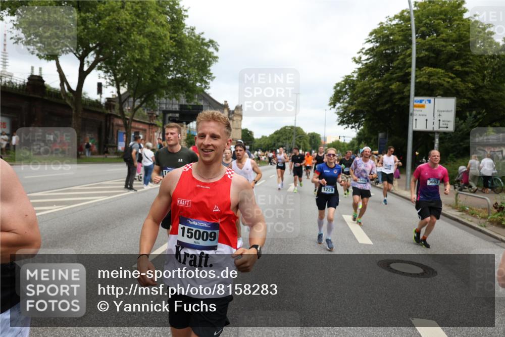 29.06.2025 - hella hamburg halbmarathon Yannick Fuchs http://msf.ph/oto/8158283 29.06.2025 10:58:55 20KM 1062, 1186, 1229, 1842, 2136, 2698, 3572, 3663, 3746, 4945, 5354, 5365, 6907, 6908, 7081, 7271, 7717, 8405, 9986, 10067, 10402, 10824, 10962, 11556, 12177, 12211, 12212, 12475, 12781, 12843, 13210, 13793, 14022, 14465, 15009, 16344, 16367, 16605, 16770, 16911, 17140, 17763, 17895, 18196, 18520, 18575, 18577, 18707, 18768 meine-sportfotos.de