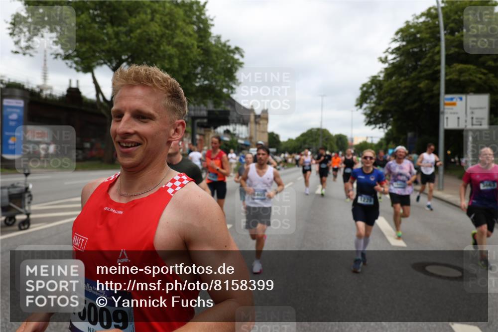 29.06.2025 - hella hamburg halbmarathon Yannick Fuchs http://msf.ph/oto/8158399 29.06.2025 10:58:55 20KM 1062, 1186, 1229, 1842, 2136, 2698, 3572, 3663, 3746, 4945, 5354, 5365, 6907, 6908, 7081, 7271, 7717, 8405, 9986, 10067, 10402, 10824, 10962, 11556, 12177, 12211, 12212, 12475, 12781, 12843, 13210, 13793, 14022, 14465, 15009, 16344, 16367, 16605, 16770, 16911, 17140, 17763, 17895, 18196, 18520, 18575, 18577, 18707, 18768 meine-sportfotos.de