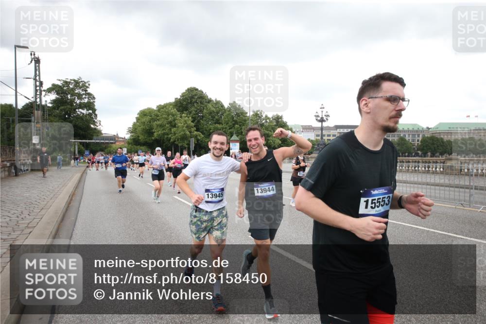 29.06.2025 - hella hamburg halbmarathon Jannik Wohlers http://msf.ph/oto/8158450 29.06.2025 10:54:31 Lombardsbrücke 1198, 2566, 2632, 3002, 4191, 4192, 5392, 5500, 5727, 5882, 6839, 6982, 7238, 8012, 8186, 9521, 9596, 10109, 10331, 10686, 11226, 11287, 11788, 11908, 12240, 12268, 12270, 13283, 13548, 13944, 13945, 13979, 13980, 14752, 15271, 15553, 16432, 16433, 16443, 16637, 16664, 16665, 18168, 18372 meine-sportfotos.de