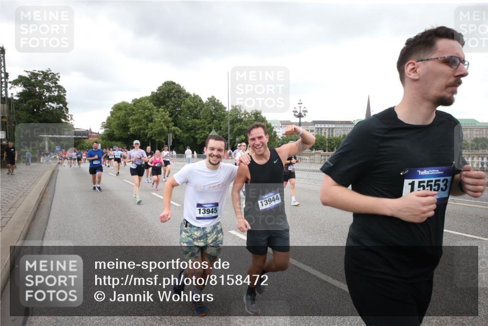 29.06.2025 - hella hamburg halbmarathon Jannik Wohlers http://msf.ph/oto/8158472 29.06.2025 10:54:31 Lombardsbrücke 1198, 2566, 2632, 3002, 4191, 4192, 5392, 5500, 5727, 5882, 6839, 6982, 7238, 8012, 8186, 9521, 9596, 10109, 10331, 10686, 11226, 11287, 11788, 11908, 12240, 12268, 12270, 13283, 13548, 13944, 13945, 13979, 13980, 14752, 15271, 15553, 16432, 16433, 16443, 16637, 16664, 16665, 18168, 18372 meine-sportfotos.de