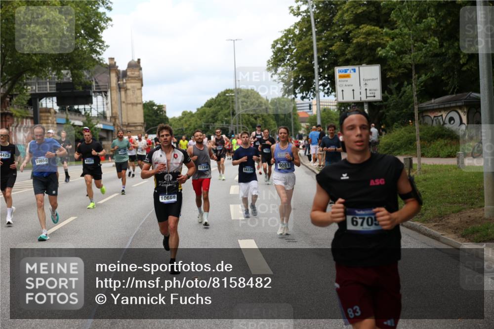 29.06.2025 - hella hamburg halbmarathon Yannick Fuchs http://msf.ph/oto/8158482 29.06.2025 10:38:35 20KM 1220, 1391, 1415, 1558, 1902, 2365, 2402, 2816, 3004, 3021, 3907, 4310, 4425, 4981, 4991, 4999, 5231, 5275, 5476, 5624, 5884, 6490, 6705, 6903, 6991, 7005, 7191, 7322, 8063, 8145, 8722, 9081, 9159, 9374, 9444, 9633, 10193, 10596, 10669, 10930, 11346, 11469, 12159, 12554, 12711, 12966, 13123, 13421, 13996, 14667, 14798, 14816, 14861, 15185, 15225, 15233, 15280, 15512, 15862, 16062, 16224, 16301, 16316, 16506, 16547, 16549, 16893, 17251, 17376, 17729, 17748, 17912 meine-sportfotos.de