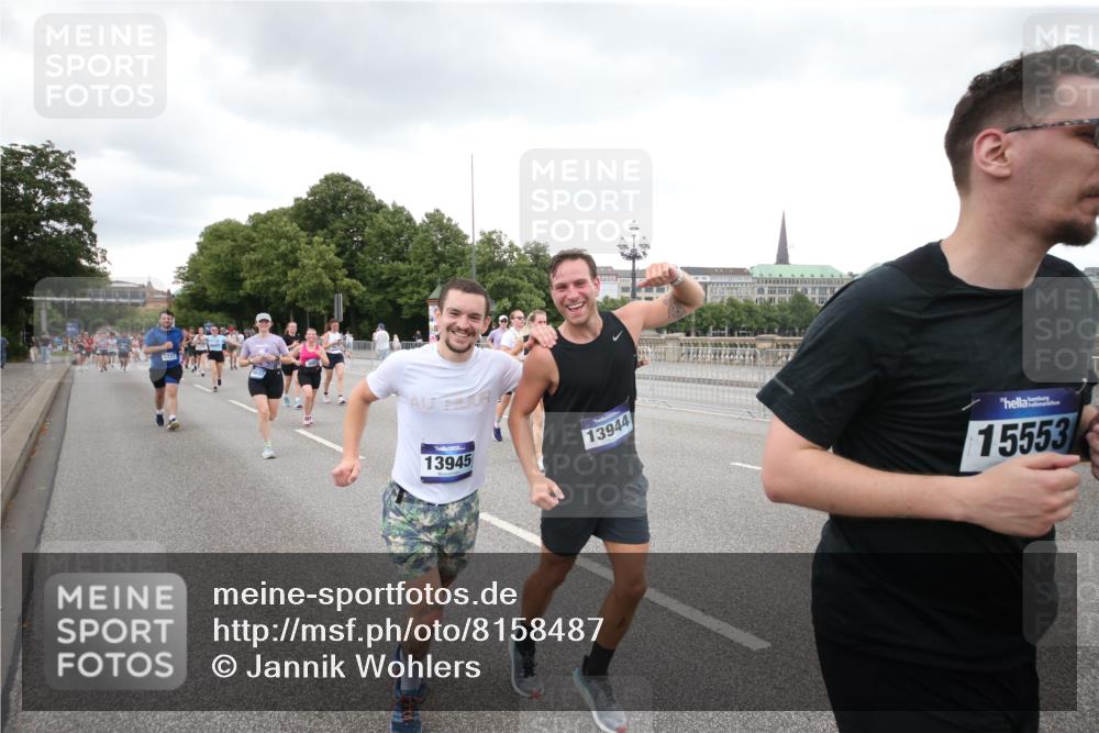 29.06.2025 - hella hamburg halbmarathon Jannik Wohlers http://msf.ph/oto/8158487 29.06.2025 10:54:31 Lombardsbrücke 1198, 2566, 2632, 3002, 4191, 4192, 5392, 5500, 5727, 5882, 6839, 6982, 7238, 8012, 8186, 9521, 9596, 10109, 10331, 10686, 11226, 11287, 11788, 11908, 12240, 12268, 12270, 13283, 13548, 13944, 13945, 13979, 13980, 14752, 15271, 15553, 16432, 16433, 16443, 16637, 16664, 16665, 18168, 18372 meine-sportfotos.de
