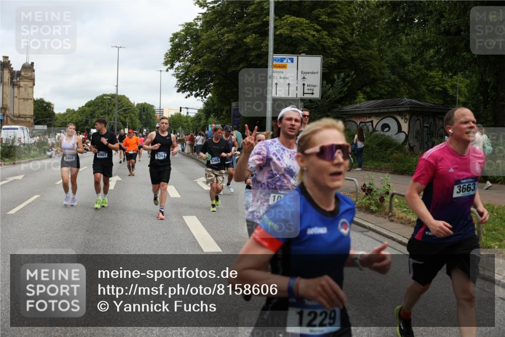 29.06.2025 - hella hamburg halbmarathon Yannick Fuchs http://msf.ph/oto/8158606 29.06.2025 10:58:56 20KM 1062, 1186, 1229, 1842, 1863, 2136, 2698, 3572, 3663, 3746, 4945, 5354, 5365, 6907, 6908, 7081, 7271, 7717, 8405, 9986, 10067, 10402, 10824, 10962, 11556, 12177, 12211, 12212, 12473, 12475, 12781, 12843, 13210, 13793, 14022, 14465, 15009, 16344, 16367, 16605, 16770, 16911, 17140, 17763, 17895, 18196, 18520, 18575, 18577, 18707, 18768 meine-sportfotos.de