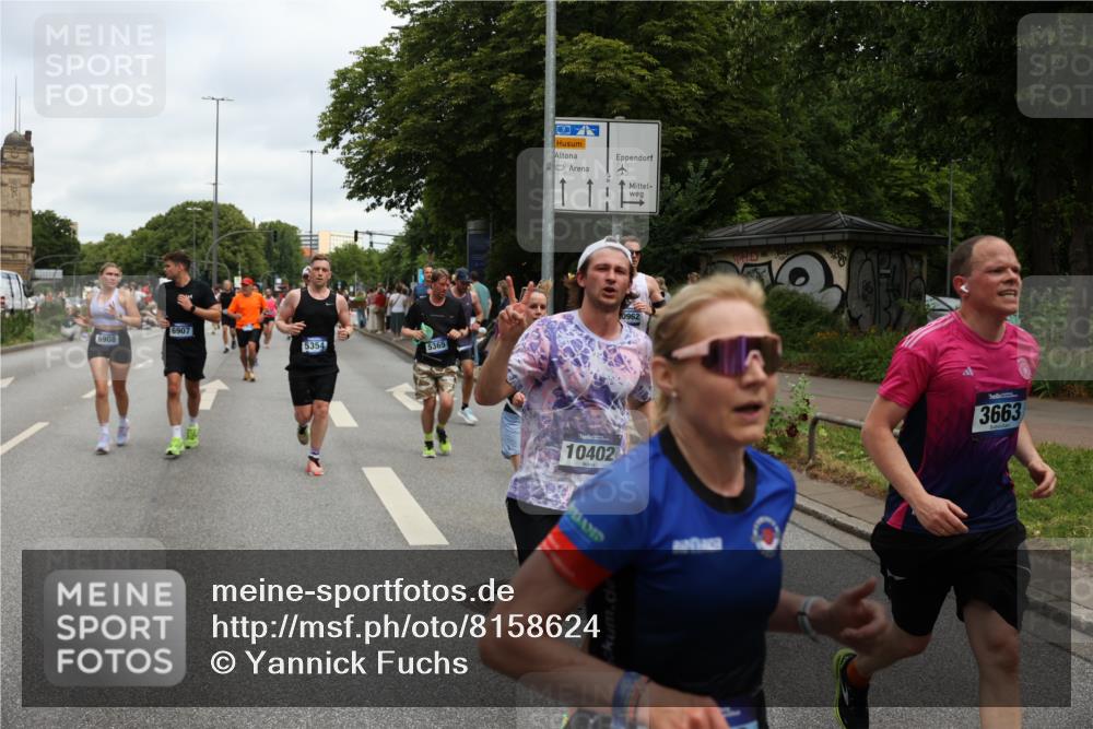 29.06.2025 - hella hamburg halbmarathon Yannick Fuchs http://msf.ph/oto/8158624 29.06.2025 10:58:56 20KM 1062, 1186, 1229, 1842, 1863, 2136, 2698, 3572, 3663, 3746, 4945, 5354, 5365, 6907, 6908, 7081, 7271, 7717, 8405, 9986, 10067, 10402, 10824, 10962, 11556, 12177, 12211, 12212, 12473, 12475, 12781, 12843, 13210, 13793, 14022, 14465, 15009, 16344, 16367, 16605, 16770, 16911, 17140, 17763, 17895, 18196, 18520, 18575, 18577, 18707, 18768 meine-sportfotos.de