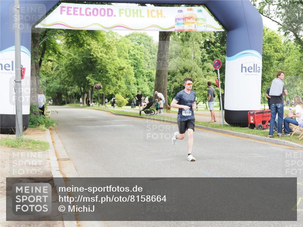 29.06.2025 - hella hamburg halbmarathon MichiJ http://msf.ph/oto/8158664 29.06.2025 10:09:06 Zwischen KM18-KM19 14932 meine-sportfotos.de