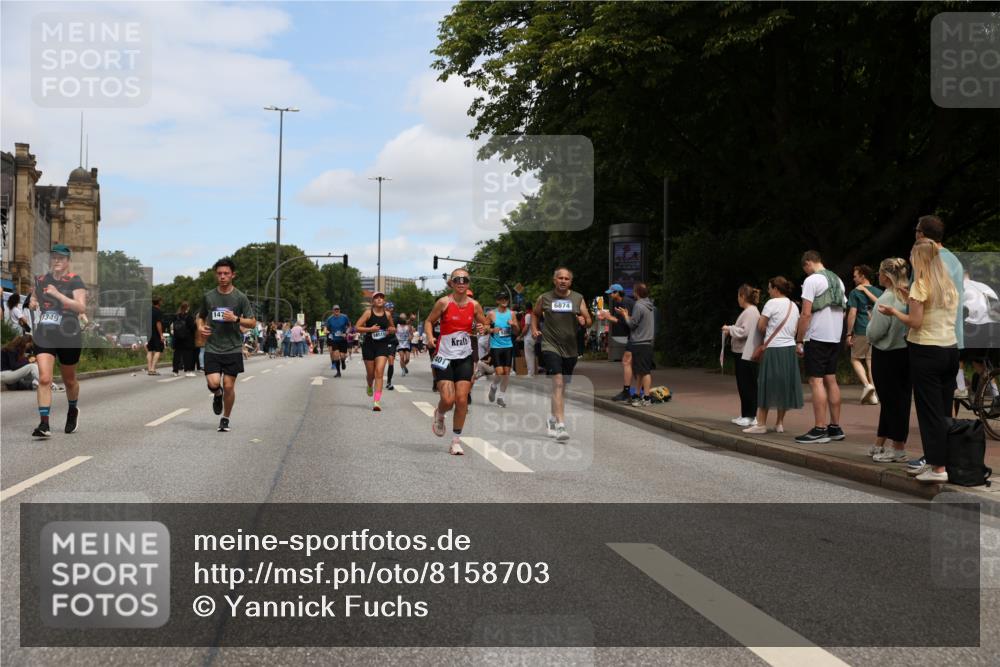 29.06.2025 - hella hamburg halbmarathon Yannick Fuchs http://msf.ph/oto/8158703 29.06.2025 11:17:01 20KM 1072, 1110, 1349, 1401, 1755, 2125, 2478, 2993, 3770, 5251, 5369, 5395, 5412, 6030, 6303, 6784, 6785, 6874, 6939, 8025, 8181, 8206, 8207, 8327, 8511, 8896, 9556, 10158, 10880, 11596, 11756, 14510, 14512, 14793, 14821, 15324, 15619, 15767, 16511, 17335, 17885, 18060, 18246 meine-sportfotos.de
